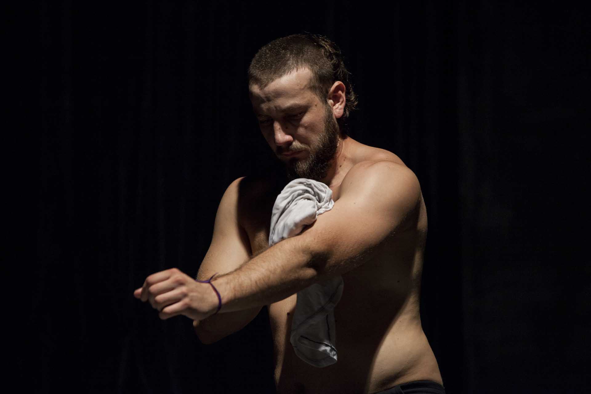 Carlos Herrera Abro La Ventan